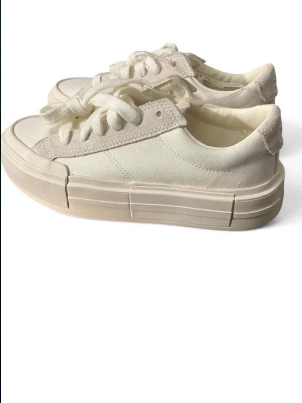 Converse Cruise Egret Cream Platform Sneakers Women’s 9 NWT